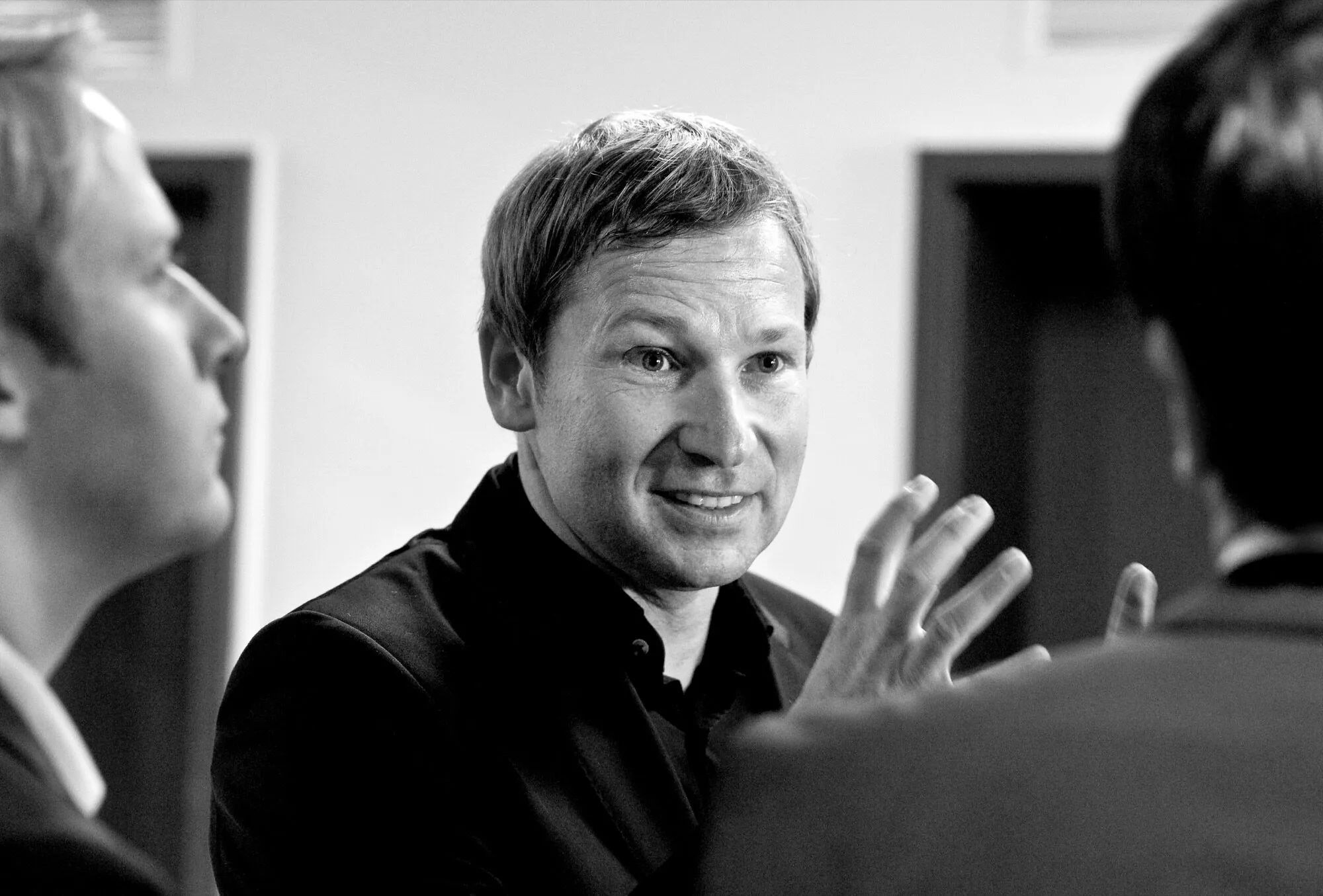 Vertrautes Gespräch beim Kick-off des Mentorenprogramms der Innovationswerkstatt